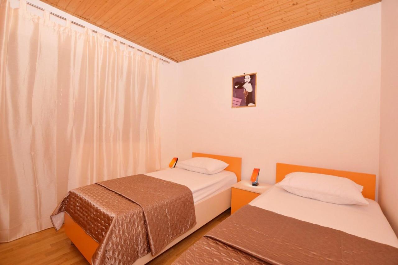 פירובאץ Apartments Andrija מראה חיצוני תמונה