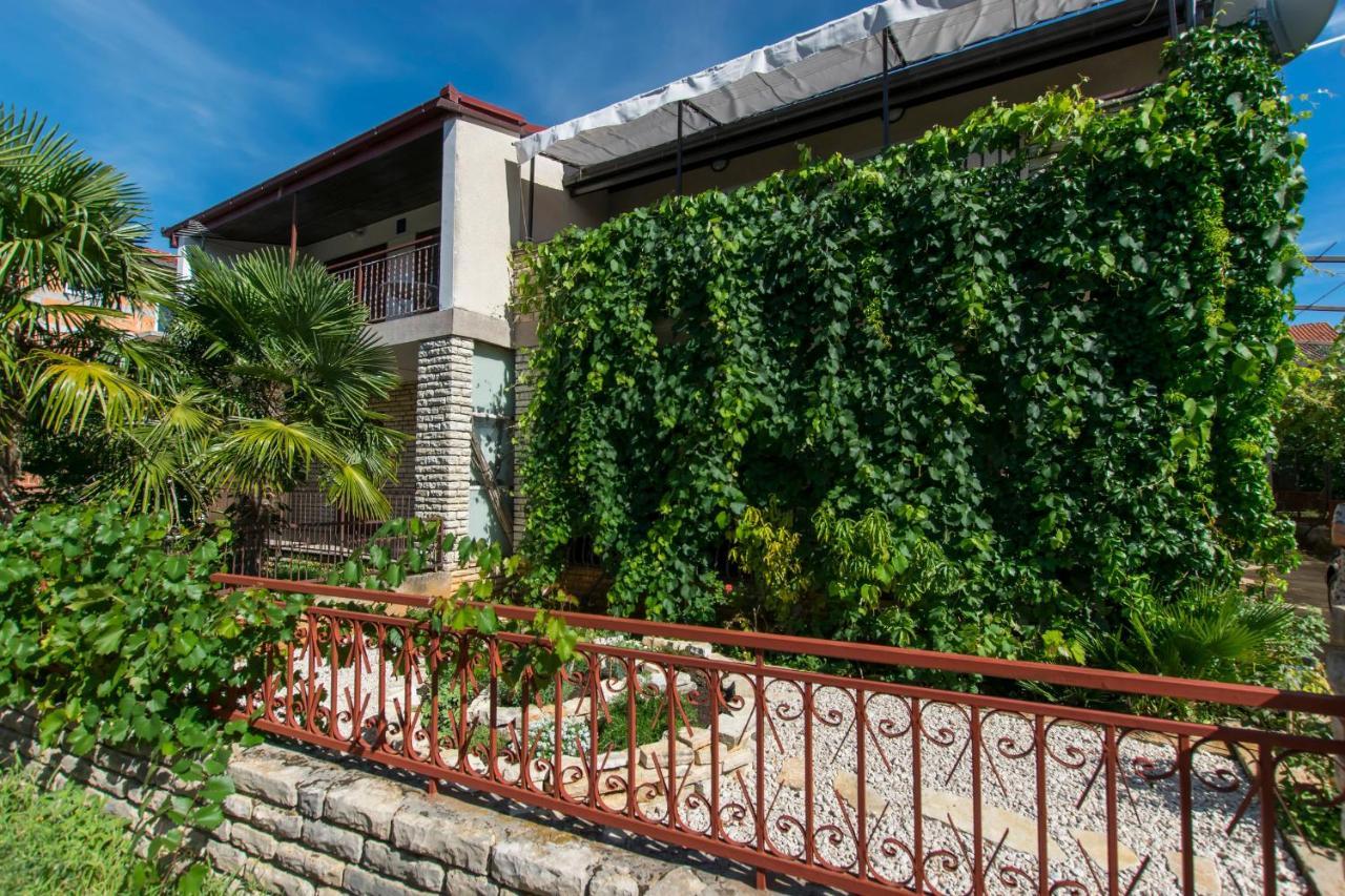 פירובאץ Apartments Andrija מראה חיצוני תמונה