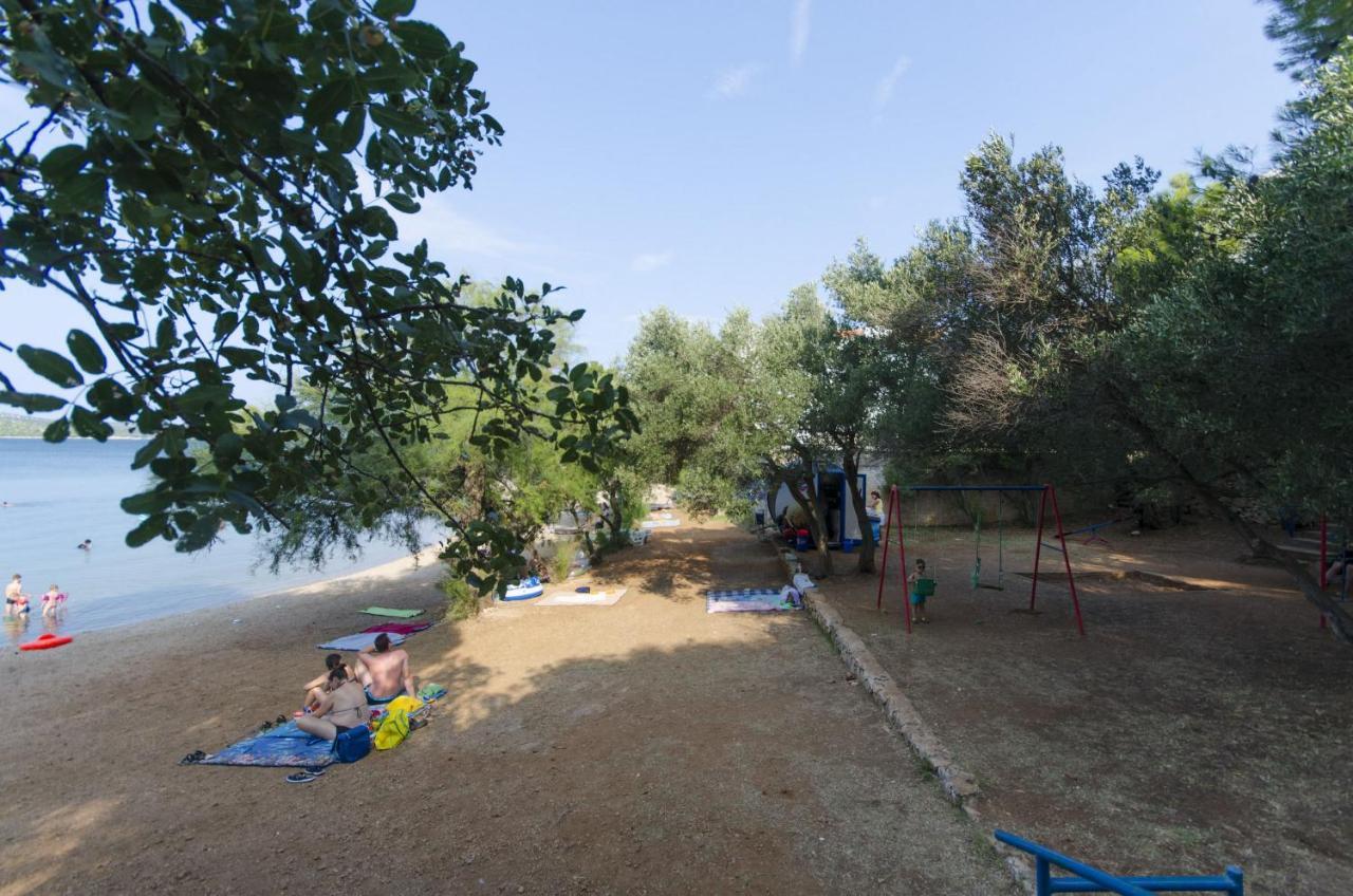 פירובאץ Apartments Andrija מראה חיצוני תמונה