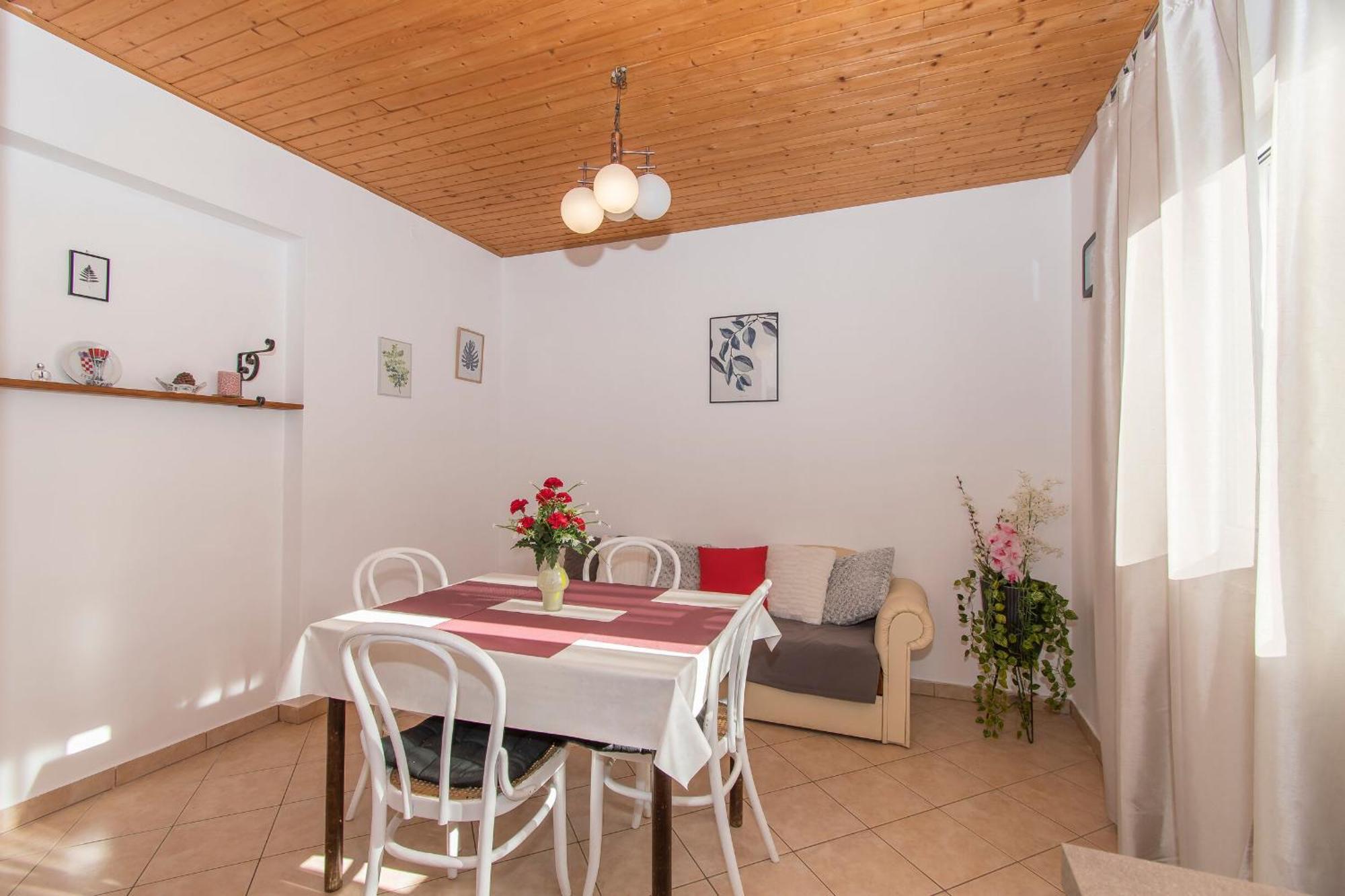 פירובאץ Apartments Andrija מראה חיצוני תמונה